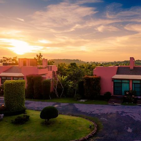 Phukumhom Khao Yai Hotel Wangkata Eksteriør billede