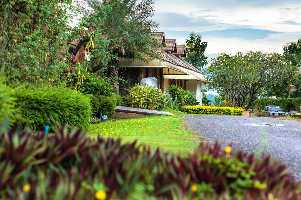 Phukumhom Khao Yai Hotel Wangkata Eksteriør billede