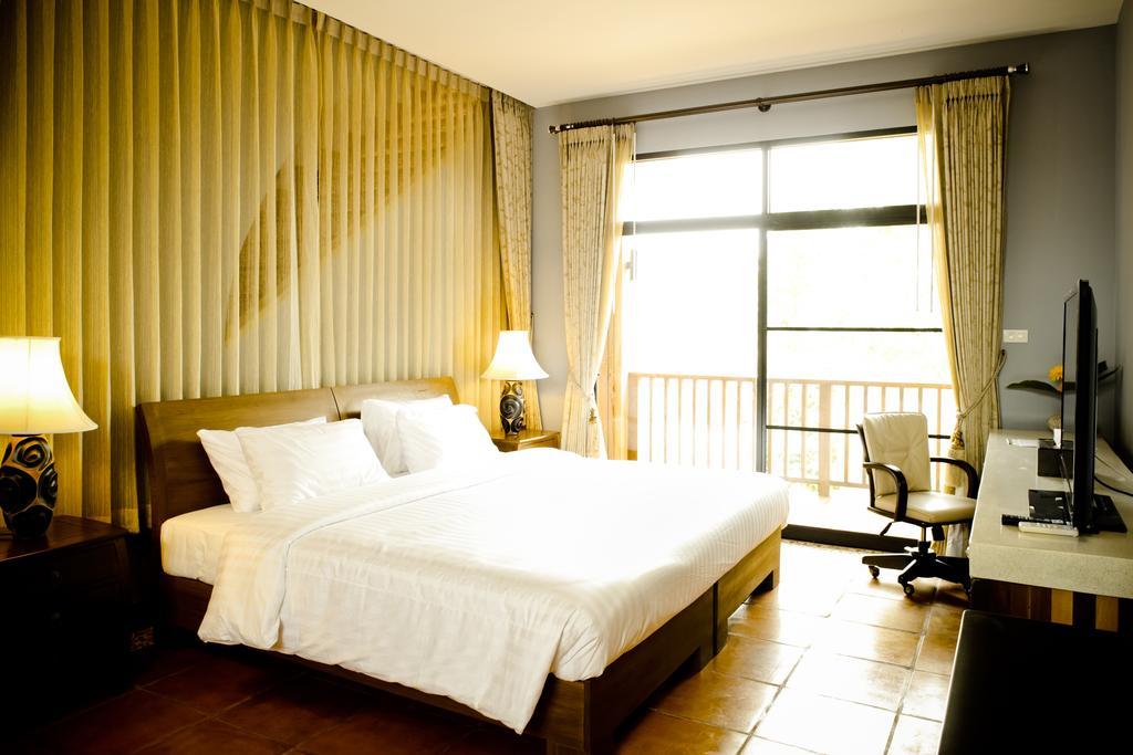 Phukumhom Khao Yai Hotel Wangkata Eksteriør billede