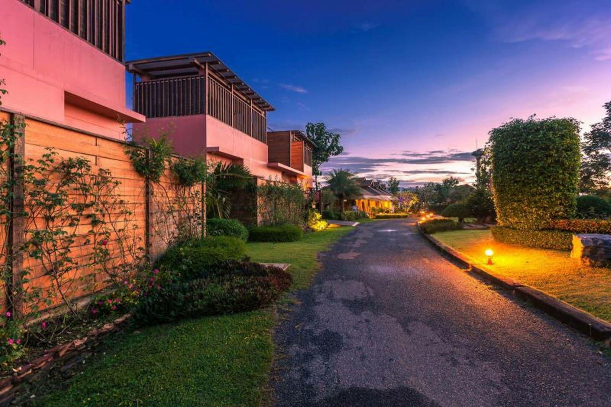 Phukumhom Khao Yai Hotel Wangkata Eksteriør billede
