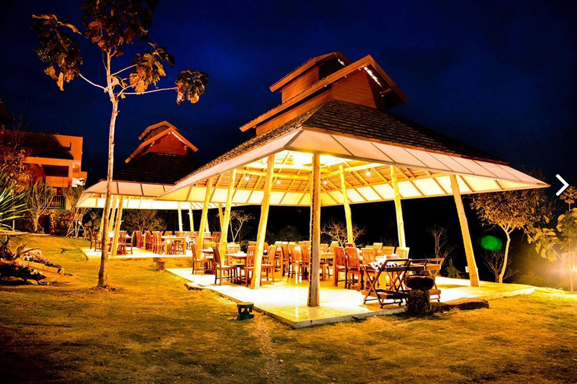 Phukumhom Khao Yai Hotel Wangkata Eksteriør billede